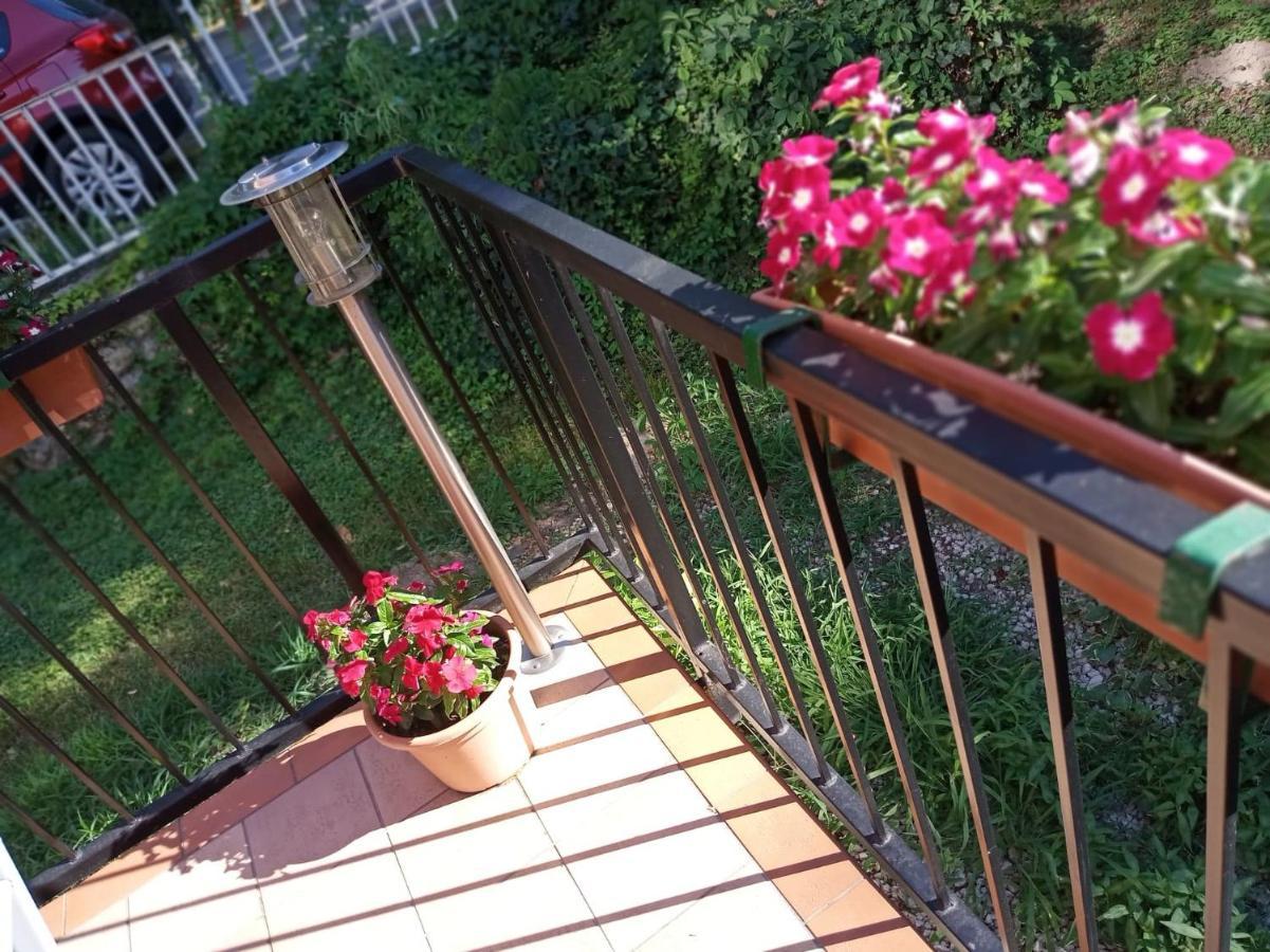 Pergola Panzio Hotel Balatonfoldvar Bagian luar foto